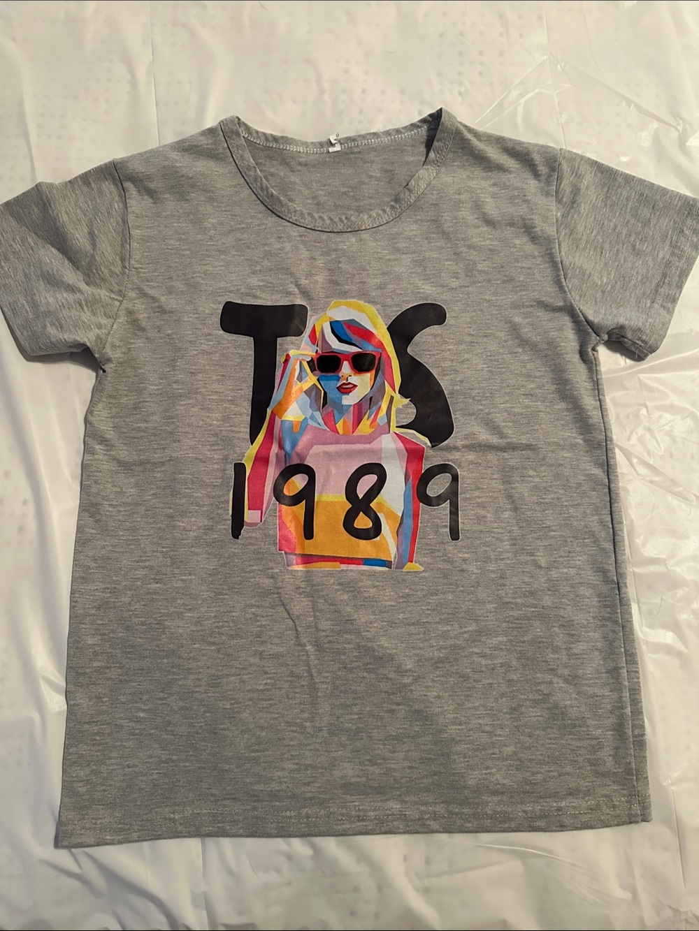 Taylor Swift 1989 Inspired Graphic Tee Gray Short Sleeve Pop Music Shirt
